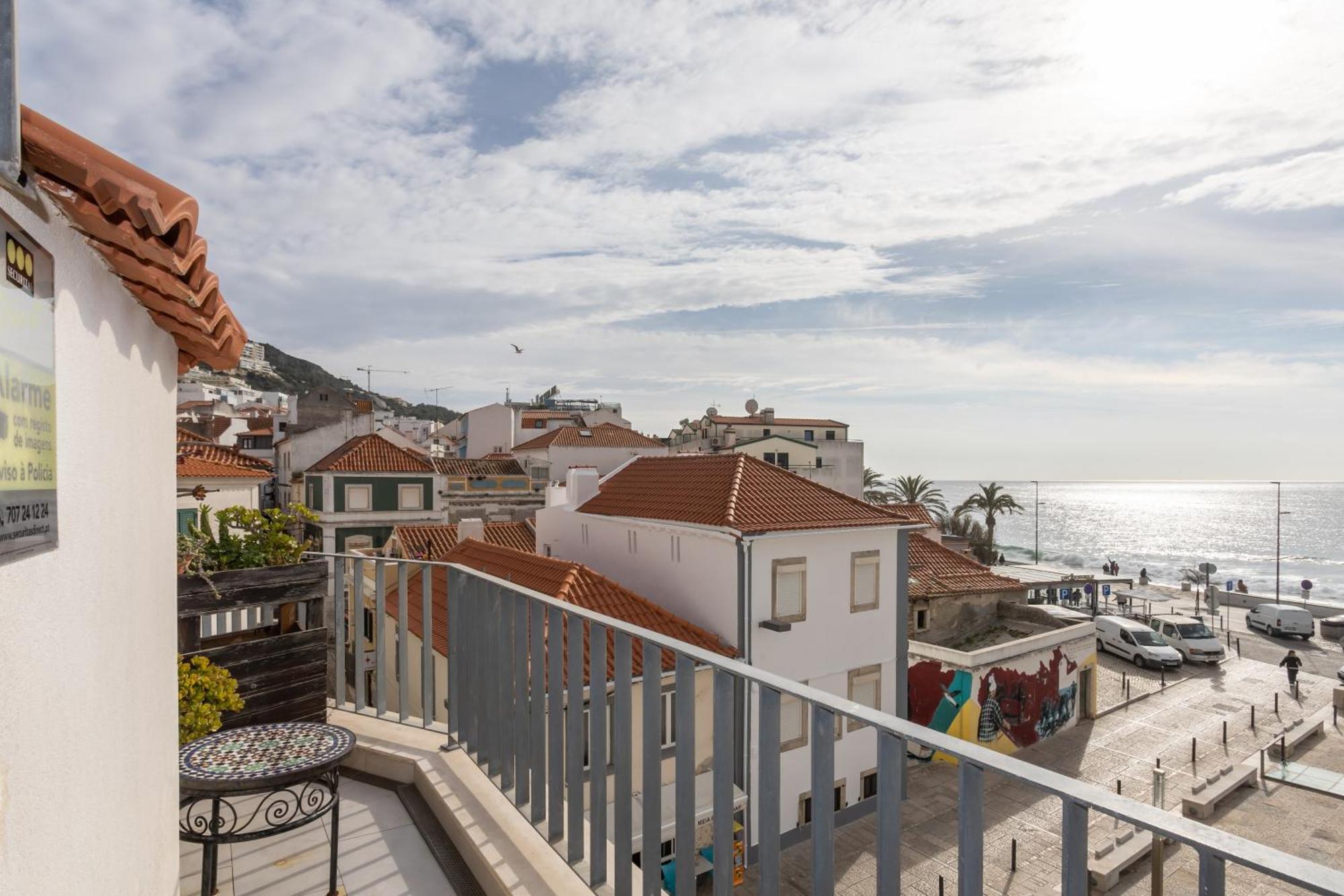 Casa da Praça Guest House Sesimbra Exterior foto